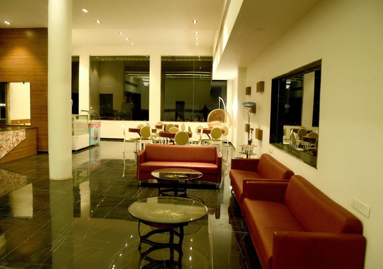 One Earth Santu Eco Resort Бхавнагар Екстериор снимка
